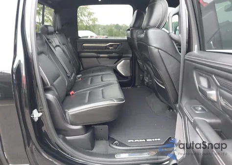 2019 Ram 1500 Limited 4X4 5'7 Box z USA, uszkodzony, nr VIN 1C6SRFHT6KN826574